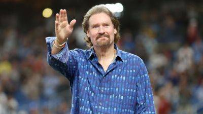 MLB Hall of Famer Wade Boggs reveals he has prostate cancer - ESPN