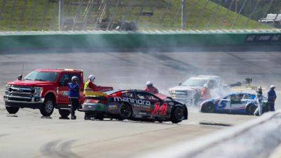 Kyle Larson - Greg Macwilliams - Chase Briscoe - Kyle Larson's 1st 2024 NASCAR Playoffs race ends in fiery wreck, collects Chase Briscoe in brutal crash - foxnews.com - Jordan - state Georgia - county Chase - county Hampton