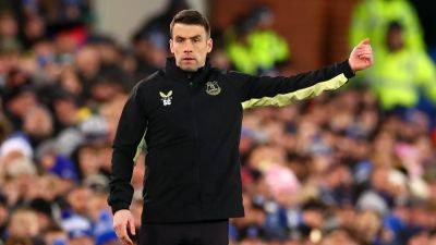 Sean Dyche - Seamus Coleman - 'Whatever Everton need from me' - Coleman praises showing after 'surreal' night on sideline - rte.ie