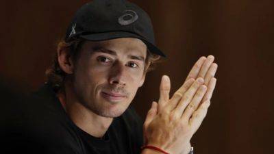 Carlos Alcaraz - Jannik Sinner - Alex De-Minaur - Botic Van-De-Zandschulp - Paris Olympics - Davis Cup - Tunnel vision for De Minaur as he ignores Australian Open hype - channelnewsasia.com - Australia - Mexico - county Park