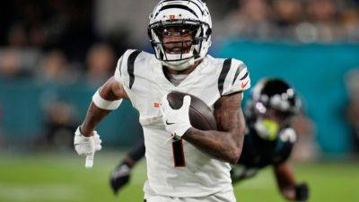 Josh Allen - Aaron Rodgers - Trey Hendrickson - Fred Warner - Saquon Barkley - Chris Jones - Myles Garrett - Justin Jefferson - Ra St Brown - Chase, Jefferson unanimous All-Pros; Lamar beats out Allen at QB - ESPN - espn.com - county Patrick - county Lamar