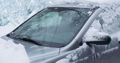 Fed up drivers are turning to a £37 gadget that de-ices car windshields in seconds