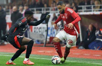 Alexandre Lacazette - Lyon slip to Ligue 1 loss at Brest - guardian.ng - Monaco - Jordan