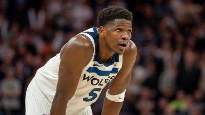 Timberwolves' Anthony Edwards fined $50K for obscene gestures - ESPN