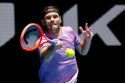 Emma Raducanu - Elena Rybakina - Karen Khachanov - Hubert Hurkacz - Adrian Mannarino - Amanda Anisimova - Matteo Berrettini - Cameron Norrie - Daria Kasatkina - Taylor Fritz - Alexander Bublik - Francisco Cerundolo - Holger Rune - Emma Navarro - Luca Nardi - Gabriel Diallo - Peyton Stearns - LIVE | Fritz fires warning with Australian Open demolition job, racquet-smashing Medvedev survives scare - news24.com - Usa - Australia - county Park