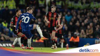 Jadon Sancho - Marc Cucurella - Robert Sanchez - Cole Palmer - Levi Colwill - Antoine Semenyo - Ryan Christie - Mark Travers - Enzo Maresca - Romeo Lavia - Babak Pertama - David Brooks - Enzo Fernandez - Nicolas Jackson - Liga Inggris - Chelsea Vs Bournemouth: The Blues Unggul 1-0 di Babak Pertama - sport.detik.com - county Lewis - county Adams - county Tyler - county Cook