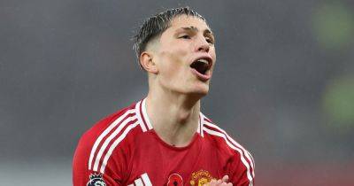 Alejandro Garnacho's transfer dilemma as text message offers warning to Man United star