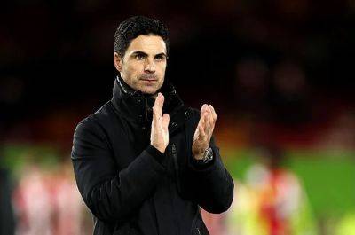 Arsenal's title bid rocked by Villa fightback