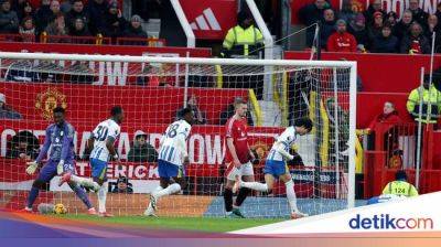 Danny Welbeck - Bruno Fernandes - Diogo Dalot - Bart Verbruggen - Liga Inggris - MU Vs Brighton: Setan Merah Dipermalukan 1-3 - sport.detik.com