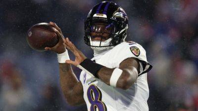 Lamar Jackson finds Rashod Bateman for 16-yard TD vs. Bills - ESPN