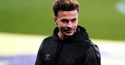 Gary Neville - Former England - Dele Alli - Cesc Fabregas - Former England midfielder Dele Alli signs 18-month deal with Serie A side Como - breakingnews.ie - Spain - Italy