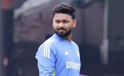 Rishabh Pant Gets Big 'Responsibility Warning From Suresh Raina: "Has To Tell Himself..."