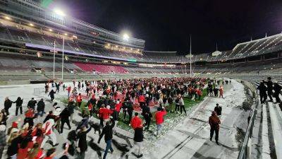 Kirk Herbstreit - Ohio State fans break into Ohio Stadium to celebrate 1st national title since 2014 - foxnews.com - Ireland - state Michigan - state Ohio