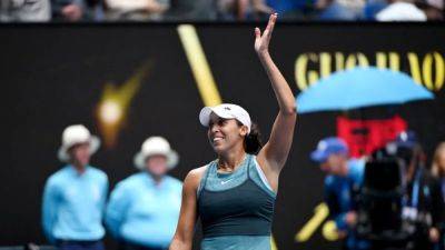 Keys overpowers Svitolina to reach Australian Open semi-finals