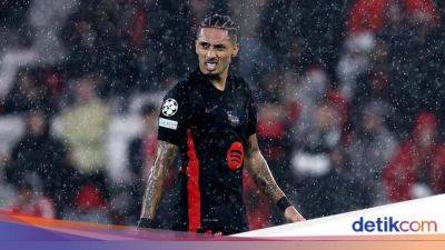 Barca Menang Dramatis, Raphinha Ribut dengan Pemain-pemain Benfica - sport.detik.com