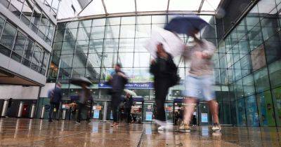Urgent 'do not travel' warning issued as Storm Éowyn to bring 'danger to life' gale-force winds