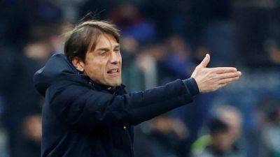 No team are invincible, says Conte as Napoli face unbeaten Juve