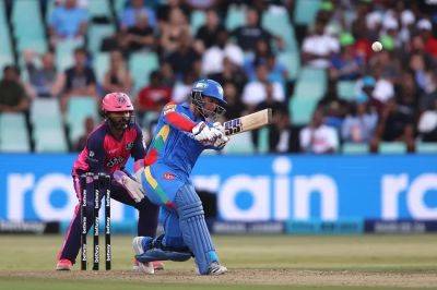 Quinton De-Kock - Heinrich Klaasen - Matthew Breetzke - Mujeeb Ur - Quinny comes good, but Super Giants go down to table-topping Royals in Durban - news24.com - county Kane