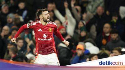 Bruno Fernandes - Jack Butland - Ruben Amorim - Liga Europa - Az Alkmaar - Europa Di-Liga - Bruno Fernandes ke Fans MU: Jangan Pernah Hilang Harapan - sport.detik.com