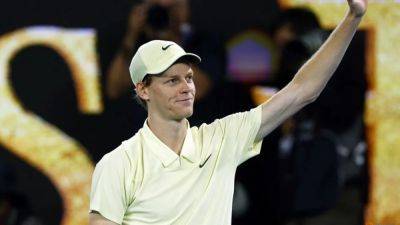 Cramping Sinner subdues Shelton and returns to Australian Open final