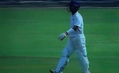 Ajinkya Rahane - Shardul Thakur - Ranji Trophy - Bizarre Scenes As Umpires Call Ajinkya Rahane Back From Dressing Room. Shardul Thakur Told To... - sports.ndtv.com - India
