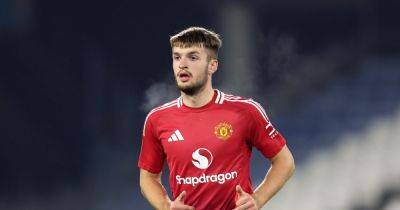 Manchester United send talented defender out on loan for the first time