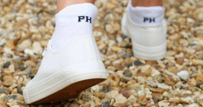Fashion fans snap up 'no blister' £10 socks to minimise pain in trainers and chunky boots - manchestereveningnews.co.uk