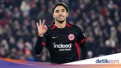 Omar Marmoush - Eintracht Frankfurt - Eintracht Frankfurt dan Cuan Jualan Stiker - sport.detik.com