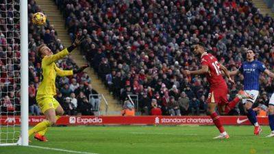 Andoni Iraola - Cody Gakpo - Jacob Greaves - Riccardo Calafiori - Liverpool, Arsenal both win as Forest thrashed by Bournemouth - channelnewsasia.com