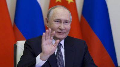 Putin calls Trump 'clever' and suggests talks, including over Ukraine