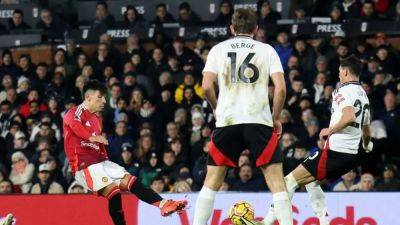 Late Martinez strike earns Man Utd much-needed victory at Fulham