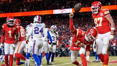 Patrick Mahomes - Travis Kelce - Ashley Landis - Charlie Riedel - Chiefs' Patrick Mahomes apologizes for botched TD celebration - foxnews.com