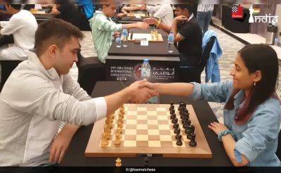 Uzbek GM Reminded Of Handshake With Divya Deshmukh After Snubbing R Praggnanandhaas Sister Vaishali