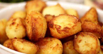 Roast potatoes will be crispy and delicious with simple five-minute step - manchestereveningnews.co.uk - Palestine