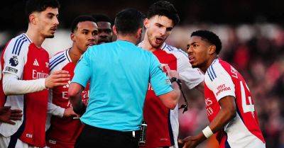 Michael Oliver - Matt Doherty - London Colney - Arsenal appeal against Myles Lewis-Skelly’s controversial red card at Wolves - breakingnews.ie - county Oliver