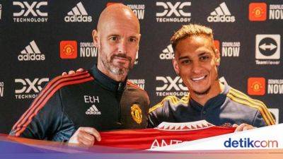 Ruben Amorim - Antony - Erik ten Hag di MU Dulu: Pilih Beli Antony ketimbang Raphinha - sport.detik.com
