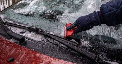 Simple car feature that melts ice on windscreens instantly without the need to scrape - manchestereveningnews.co.uk - Britain