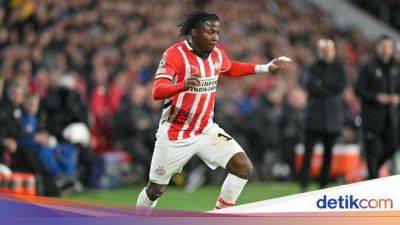 Harvey Elliott - Andy Robertson - Cody Gakpo - Ricardo Pepi - Ismael Saibari - Johan Bakayoko - Kontrol Bola Johan Bakayoko Bikin Liverpool Kalang Kabut - sport.detik.com