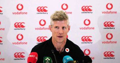 Simon Easterby expects fly-half duo to be long-term rivals for Ireland spot