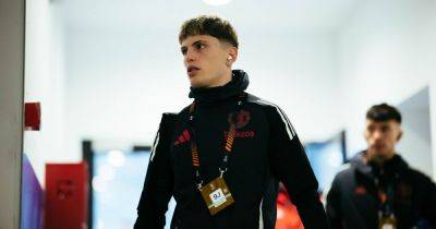 Alejandro Garnacho Man United transfer hint as Napoli take drastic action
