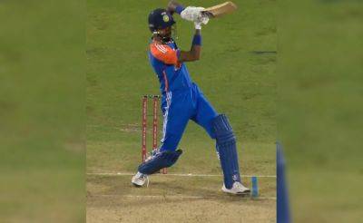 Hardik Pandya's 'No-Look Six' To Slam Half-Century In 27 Balls vs England Goes Viral. Internet Says 'India's Greatest...'
