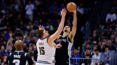 Late Wembanyama steal helps Spurs overcome big Jokic night - ESPN