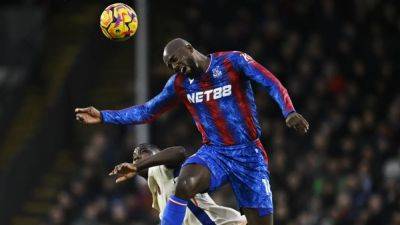Crystal Palace hold Chelsea to 1-1 draw as Mateta strikes late