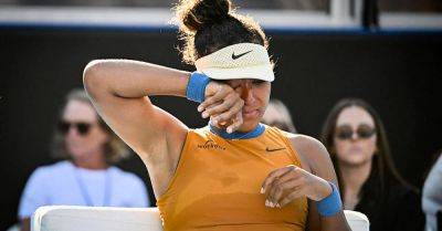 Naomi Osaka - Clara Tauson - Naomi Osaka retires from Auckland final in injury scare ahead of Australian Open - breakingnews.ie - Australia