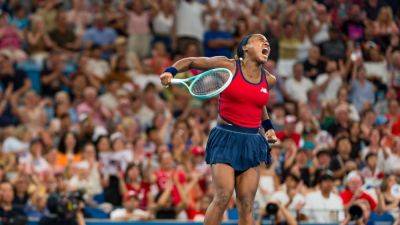 Iga Swiatek - Hubert Hurkacz - Taylor Fritz - Donna Vekic - Coco Gauff, Taylor Fritz lead U.S. past Poland for United Cup title - ESPN - espn.com - Usa - Australia - Poland