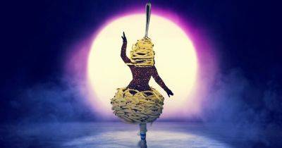 Emma Raducanu - Mo Farah - Davina Maccall - Rita Ora - Maya Jama - Joel Dommett - Kate Garraway - ITV The Masked Singer viewers say 'it all makes sense' as Spag Bol unmasked as TV presenter - manchestereveningnews.co.uk - Britain - county Ross - state Missouri