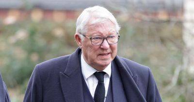 Marcus Rashford - Phil Jones - Bruno Fernandes - Alex Ferguson - Jonny Evans - Gary Neville - David Beckham - Roy Keane - Peter Schmeichel - Ruben Amorim - Bryan Robson - Mark Hughes - Nicky Butt - John Oshea - Gary Pallister - Man Utd icon Sir Alex Ferguson gives eulogy at funeral of Kath Phipps as Beckham and Co pay tribute - dailyrecord.co.uk