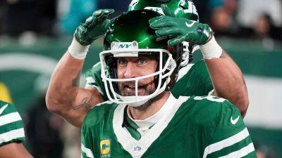Aaron Rodgers - Seth Wenig - Allen Lazard - Woody Johnson - Aaron Rodgers addresses NFL future following possible final game with Jets - foxnews.com - New York - state New Jersey - county Rutherford
