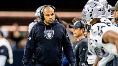 Mark Davis - Antonio Pierce - Antonio Pierce says he's proud of how Raiders finished season - ESPN - espn.com - Los Angeles - state Nevada - county Henderson