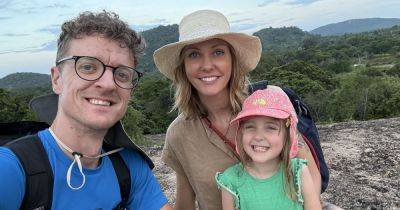 Mum pulls daughter out of school to travel the world after cheating death in horror accident - manchestereveningnews.co.uk